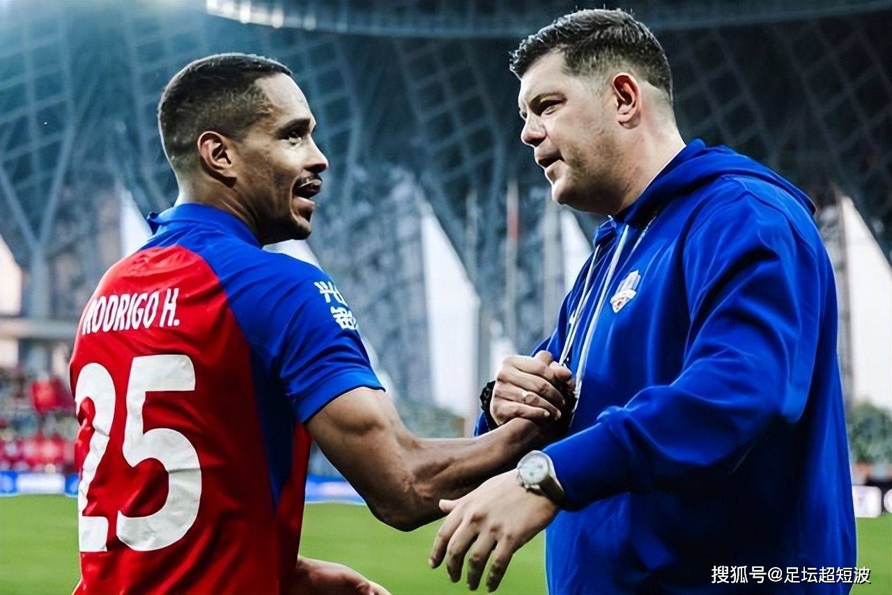 关于里程碑夜！上海海港回应争议，欧超杯加时末段刷纪录，目标明确，阵容厚度经受考验的信息